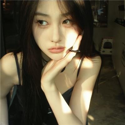 女警出更